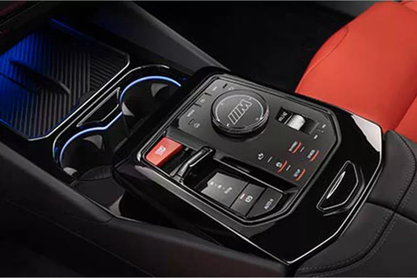 Proceso de prototipado e impresión en 3D en JB Invention, utilizado para crear modelos precisos y funcionales de productos innovadores.